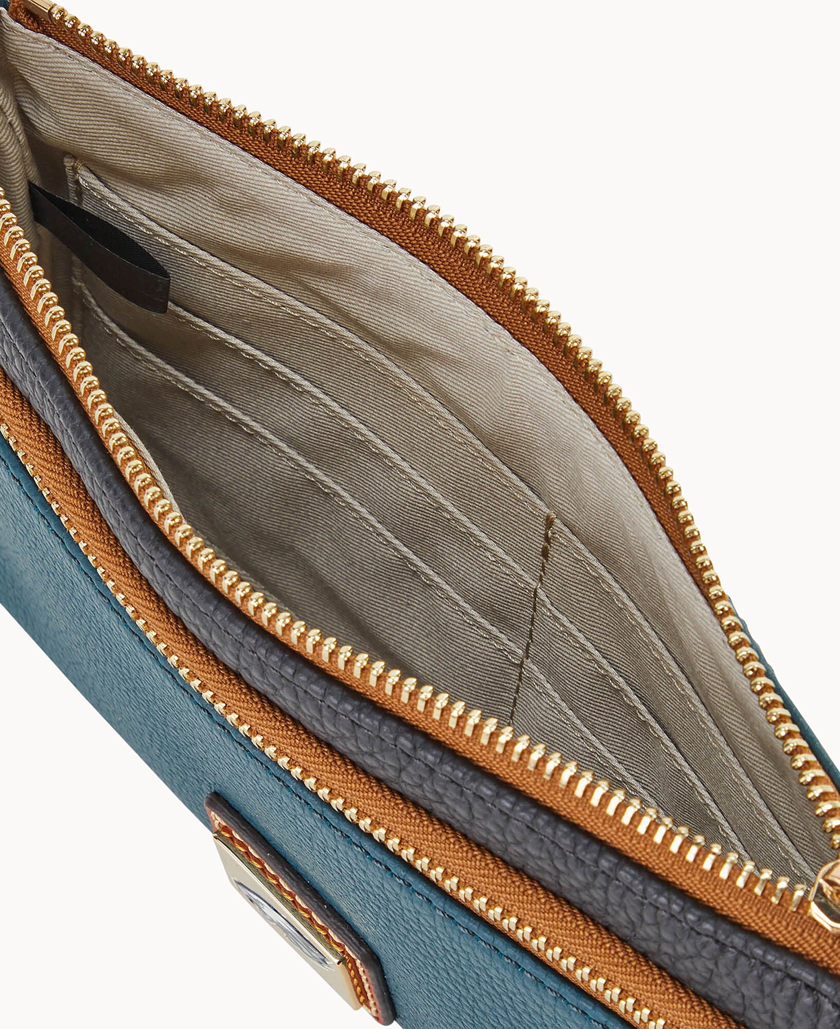 NFL Eagles Double Zip Wristlet - Image 3